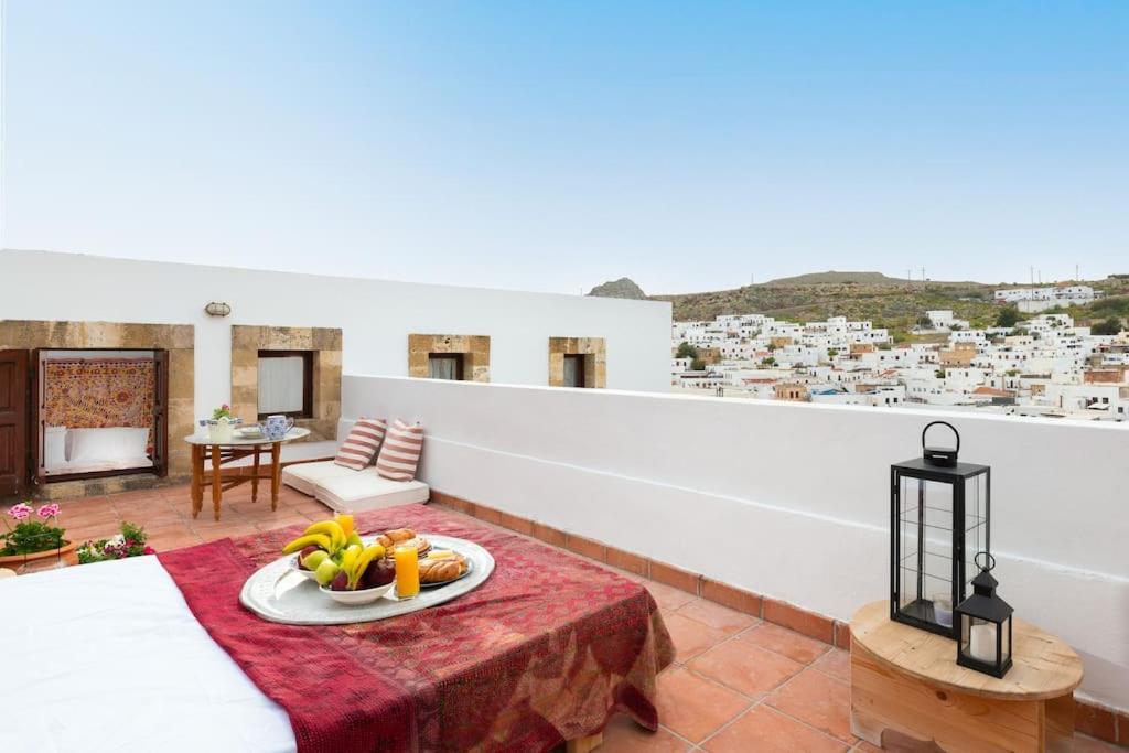 Вилла Acropolis Lindos House Экстерьер фото